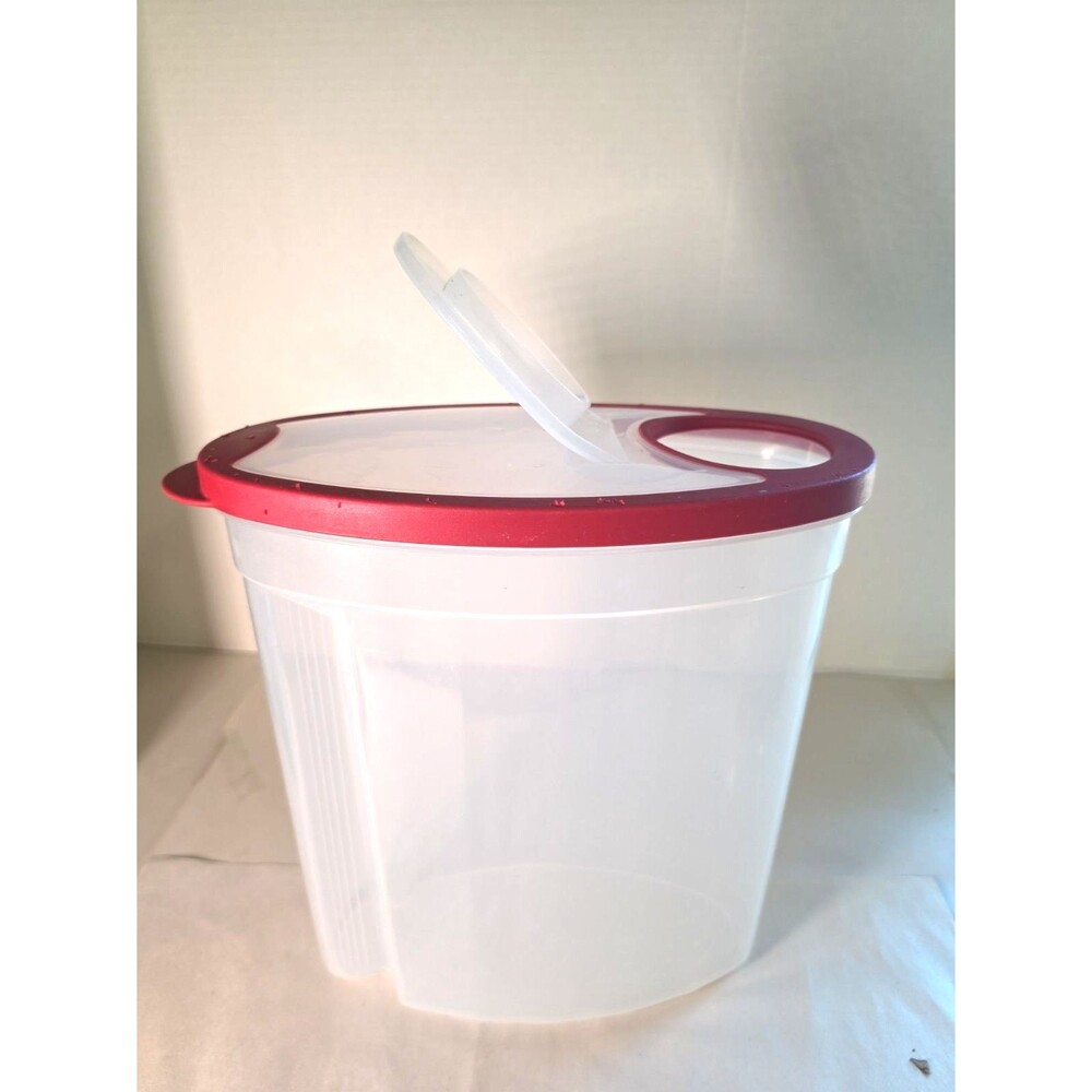 Rubbermaid Cereal Keeper 1.5 GAL Red Flip Top Lid